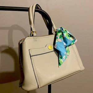 Steve Madden pocket book